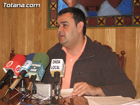 EL CONCEJAL DE FOMENTO Y EMPLEO PRESENTA TODA LA OFERTA FORMATIVA DEL CENTRO DE DESARROLLO LOCAL DE TOTANA PARA LOS PRÓXIMOS MESES, Foto 1