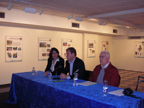 LA SALA MUNICIPAL GREGORIO CEBRIÁN ACOGIÓ LA CONFERENCIA DE EMILIO SAURA GÓMEZ, «LA CIENCIA COMO PRELUDIO DE LA SABIDURÍA: APROXIMACIÓN AL PENSAMIENTO DE GREGORIO PARRA», Foto 1