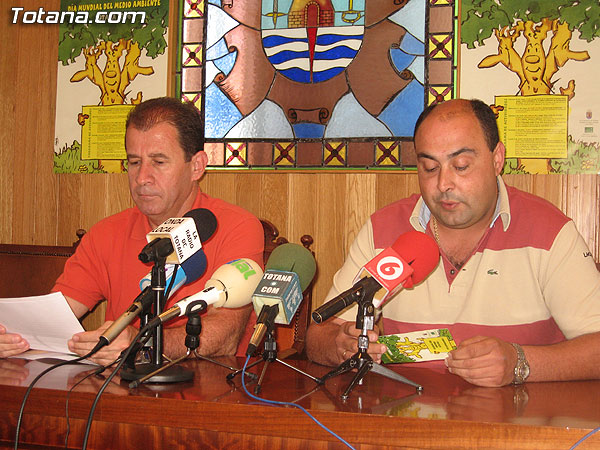 EL CONCEJAL DE MEDIO AMBIENTE ANUNCIA QUE EL AYUNTAMIENTO DE TOTANA LOGRA EL GALARDÓN “BANDERA VERDE MENCIÓN DE ORO” TRAS OBTENER POR QUINTO AÑO CONSECUTIVO LA “BANDERA VERDE-CIUDAD SOSTENIBLE”, Foto 1