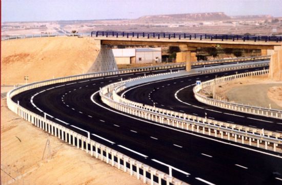 EL AYUNTAMIENTO INSTARÁ AL MINISTERIO DE FOMENTO A PROLONGAR LAS OBRAS DEL TERCER CARRIL DE LA A-7 HASTA EL MUNICIPIO DE TOTANA ANTE EL DESARROLLO CRECIENTE DE LA CIUDAD Y SU POLÍGONO INDUSTRIAL (2007), Foto 1