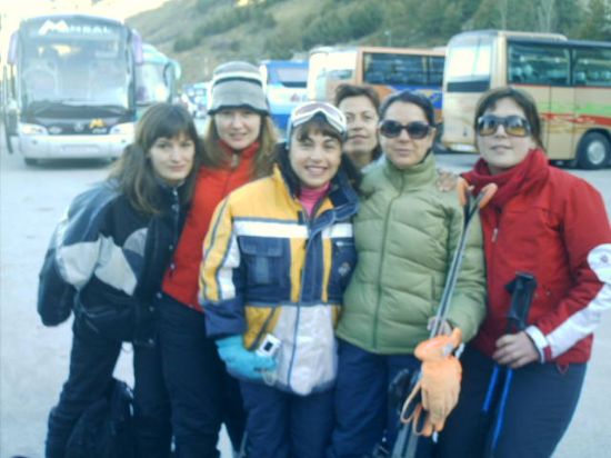 EL CURSILLO DE INICIACIÓN DE ESQUÍ ALPINO SE CELEBRÓ EN SIERRA NEVADA EL PASADO FIN DE SEMANA Y CONTÓ CON LA PARTICIPACIÓN DE 16 PERSONAS, Foto 1