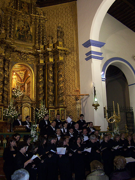 CONCIERTO DEL ORFEÓN MURCIANO FERNÁNDEZ CABALLERO EN EL TEMPLO PARROQUIAL DE SANTIAGO DE TOTANA, Foto 5