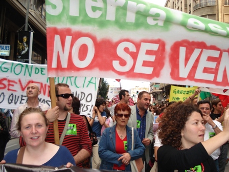 SEGÚN INFORMAN DESDE IU+LV MILES DE MURCIANOS SE MANIFIESTAN CONTRA LA POLÍTICA DEPREDADORA DEL PP, EN DEFENSA DE LOS ESPACIOS NATURALES Y EL DESARROLLO SOSTENIBLE, Foto 3