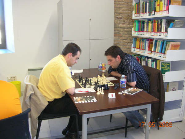 BRILLANTE VICTORIA DEL TOTANERO JUAN MIGUEL IBARRA EN EL CAMPEONATO REGIONAL DE AJEDREZ., Foto 2