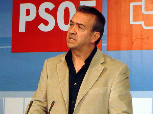 OTÁLORA CRITICA LA ACTITUD DEL PP QUE DESOYE Y NO ATIENDE LAS DEMANDAS DE LOS VECINOS CON RESPECTO AL PGMO, Foto 1