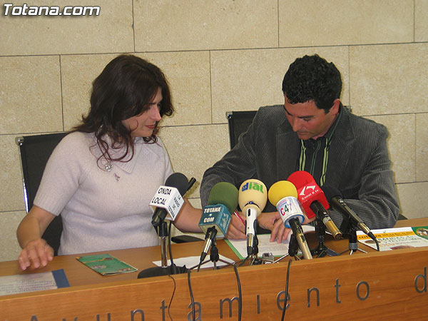 CULTURA OTORGA 5.000 EUROS A LA HERMANDAD DE LA SAMARITANA PARA LOS ACTOS ORGANIZADOS EN EL XXV ANIVERSARIO DE SU BANDA DE TAMBORES Y CORNETAS QUE SE CELEBRARÁN ESTE PRÓXIMO FIN DE SEMANA, Foto 2