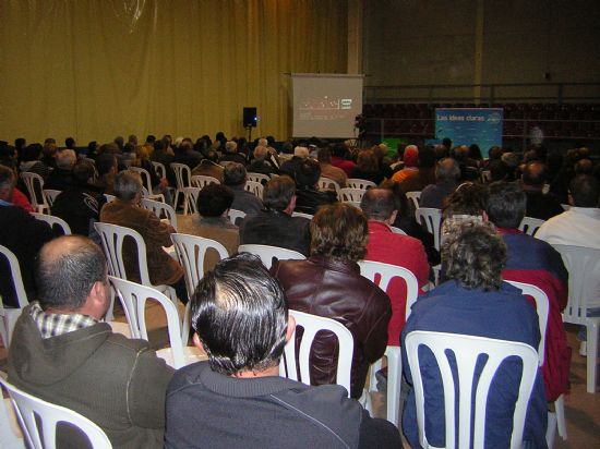 CERCA DE 200 PERSONAS, ENTRE AFILIADOS Y SIMPATIZANTES DE LAS DIFERENTES DIPUTACIONES TOTANERAS, ARROPAN AL PARTIDO POPULAR EN EL ACTO DE CAMPAÑA ELECTORAL PARA PEDANÍAS CELEBRADO EN “EL PARETÓN”, Foto 2