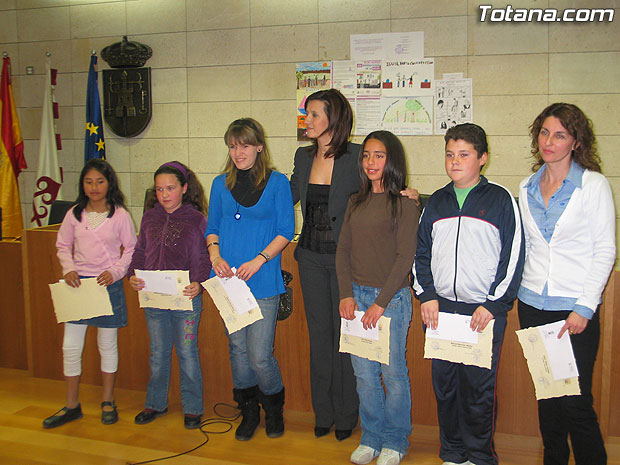 ENTREGAN LOS PREMIOS DEL CONCURSO DE CÓMIC Y DE DIBUJO, ORGANIZADOS PARA CONMEMORAR EL DÍA INTERNACIONAL DE LA MUJER, Foto 1