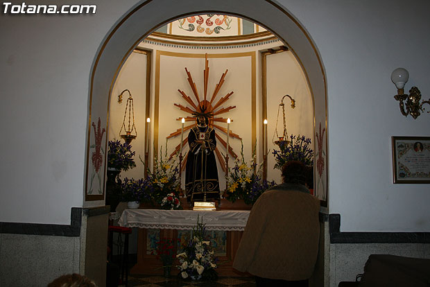 Numerosos vecinos mostraron su devoción al Cristo de Medinacelli (2008), Foto 4