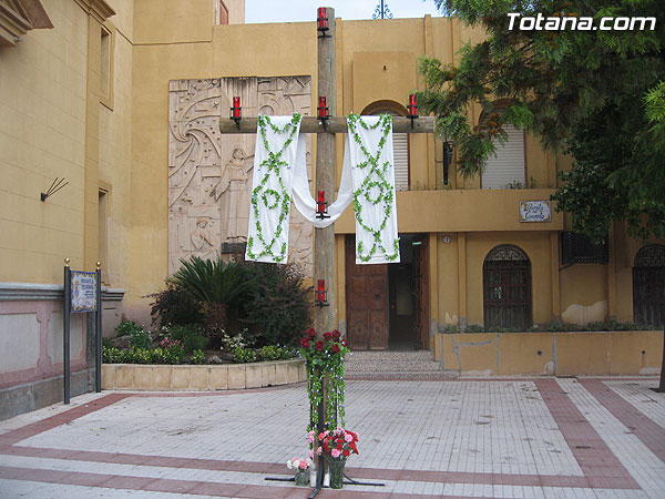 El pasado 3 de mayo tuvo lugar la bendición de la Cruz de Mayo (2006), Foto 1