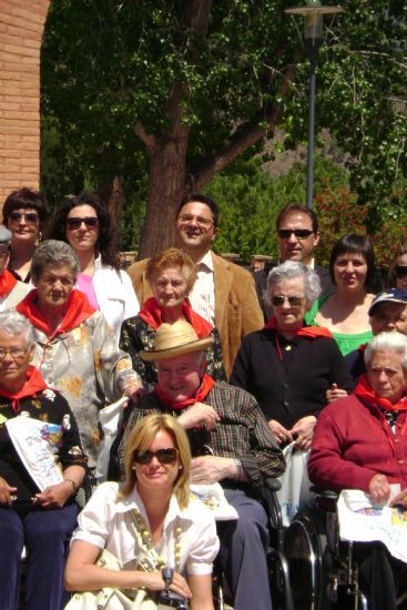 CERCA DE 200 PERSONAS PARTICIPAN EN UNA CONVIVENCIA, ORGANIZADA POR LA ASOCIACIÓN “MENSAJEROS DE LA PAZ DE MURCIA”, QUE TUVO LUGAR EN EL SANTUARIO DE LA SANTA (2008), Foto 6