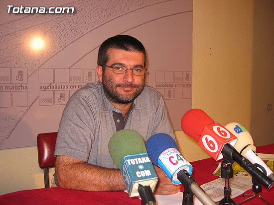 EL PSOE ASEGURA QUE EL PP NO ES SOSTENIBLE, Foto 1