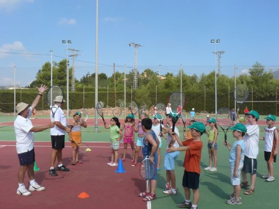 SE PONE EN MARCHA EL PROGRAMA DE ACTIVIDADES “VERANO POLIDEPORTIVO 2008” CON UNA PARTICIPACIÓN TOTAL DE 700 USUARIOS EN LA PRIMERA QUINCENA DEL MES DE JULIO, Foto 2
