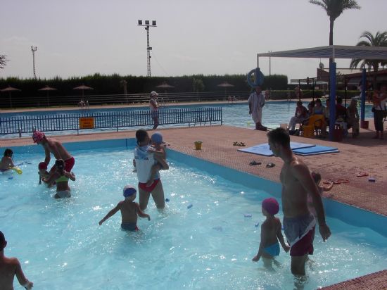 LA CONCEJALÍA DE DEPORTES PONE FIN A LA CAMPAÑA DE VERANO POLIDEPORTIVO CON SU CLAUSURA EN EL POLIDEPORTIVO 6 DE DICIEMBRE, Foto 1