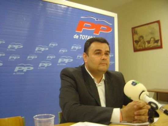 EL PP DENUNCIA LA FALTA DE COMPROMISO DEL PSOE E IU CON LOS REGANTES DE TOTANA ANTE LA DECISIÓN DEL CONSEJO DE MINISTROS DE NEGARSE A TRASVASAR AGUA PARA REGADÍO, Foto 1