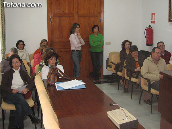 EL AYUNTAMIENTO DE TOTANA SE ADHIERE AL PROYECTO “LIBRO” PARA LA REUTILIZACIÓN DE LIBROS EN LAS ZONAS DE HABLA HISPANA, Foto 4