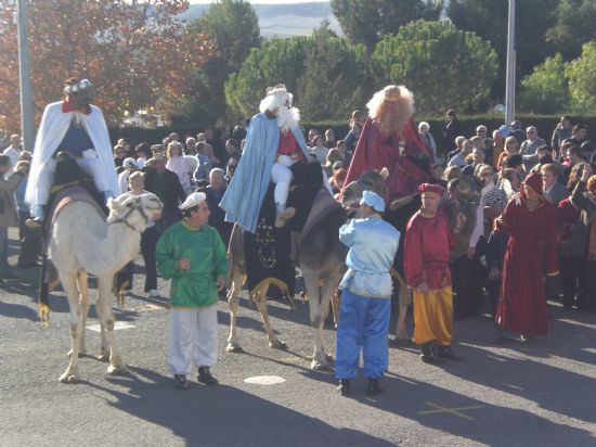 EL TRADICIONAL “AUTO DE LOS REYES MAGOS”, CUYA CELEBRACIÓN PRETENDE MANTENER ANTIGUAS COSTUMBRES Y TRADICIONES DEL MUNICIPIO DE TOTANA, CONGREGÓ A UN NUMEROSO PÚBLICO EN LA PEDANÍA DE “EL PARETÓN” (2008), Foto 1