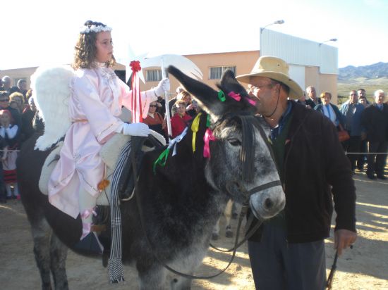 EL TRADICIONAL “AUTO DE LOS REYES MAGOS”, CUYA CELEBRACIÓN PRETENDE MANTENER ANTIGUAS COSTUMBRES Y TRADICIONES DEL MUNICIPIO DE TOTANA, CONGREGÓ A UN NUMEROSO PÚBLICO EN LA PEDANÍA DE “EL PARETÓN” (2008), Foto 2