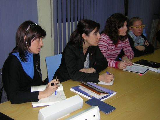 EL AYUNTAMIENTO DE TOTANA SE ADHIERE JUNTO A OTROS DOS MUNICIPIOS AL PROYECTO “MURCIA ACTIVA POR EL EMPLEO RURAL” (MAPER) PARA FAVORECER LA INSERCIÓN LABORAL DE LOS COLECTIVOS MÁS DESFAVORECIDOS (2008), Foto 3
