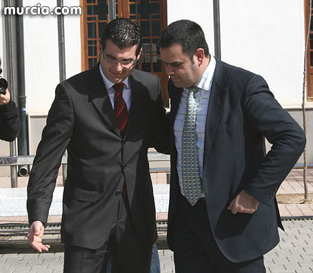 El alcalde de Totana, José Martínez Andreo manda un mensaje de ánimo y apoyo al alcalde de Torre Pacheco, Daniel García Madrid, Foto 1