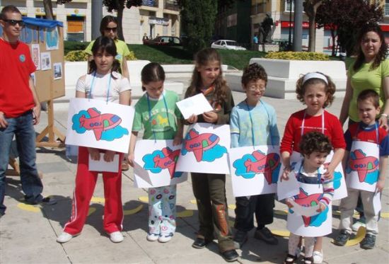 “PRÓXIMA ESTACIÓN: ESPERANZA” ACTIVIDAD DE ANIMACIÓN ORGANIZADA POR “EL CANDIL” Y MURCIA ACOGE EN LA PLAZA DE LA BALSA VIEJA, Foto 4