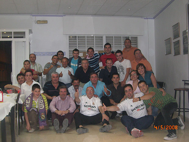 LOS MADRIDISTAS DE TOTANA CELEBRARON EL TÍTULO DE LIGA, Foto 2