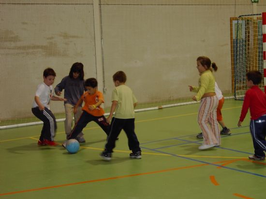 LA CONCEJALÍA DE DEPORTES INICIA EL SÁBADO LAS COMPETICIONES DE LOS JUEGOS ESCOLARES EN EL PABELLÓN MUNICIPAL DE DEPORTES , Foto 2