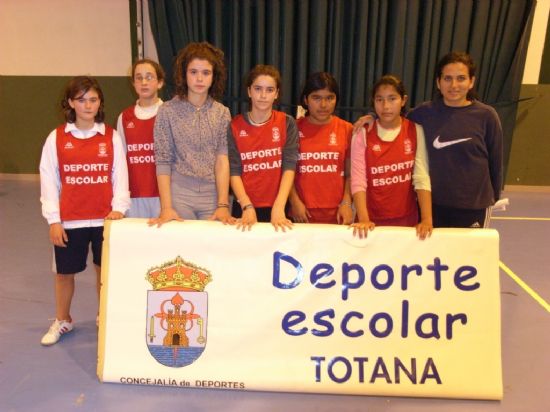 UN TOTAL DE 14 EQUIPOS PARTICIPAN EN LA PRIMERA JORNADA DE JUEGOS ESCOLARES PARA SECUNDARIA EN LA MODALIDAD DE FÚTBOL SALA, ORGANIZADA POR EL PROGRAMA DE DEPORTE ESCOLAR (2008), Foto 3