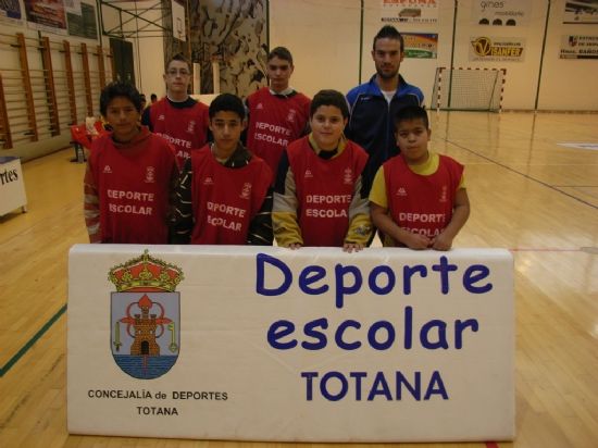 UN TOTAL DE 14 EQUIPOS PARTICIPAN EN LA PRIMERA JORNADA DE JUEGOS ESCOLARES PARA SECUNDARIA EN LA MODALIDAD DE FÚTBOL SALA, ORGANIZADA POR EL PROGRAMA DE DEPORTE ESCOLAR (2008), Foto 8
