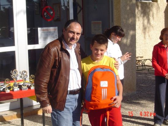 MÁS DE 60 DEPORTISTAS PARTICIPAN EN LA SEGUNDA EDICIÓN DEL CAMPEONATO “RAQUETA NAVIDEÑA”, CELEBRADO POR LA ESCUELA DE TENIS DEL CLUB DEPORTIVO SIERRA ESPUÑA EN EL PABELLÓN MUNICIPAL “5 DE DICIEMBRE”, Foto 8