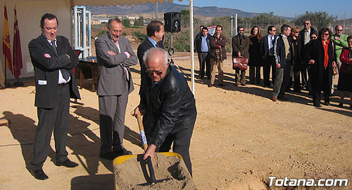 EL CONSEJERO DE EDUCACIÓN Y EL ALCALDE COLOCAN LA PRIMERA PIEDRA DEL NUEVO CENTRO DE ENSEÑANZA DE INFANTIL Y PRIMARIA EN EL BARRIO TIROL-CAMILLERI  , Foto 6