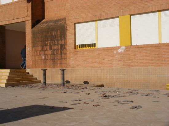 EL C.P. “SAN JOSÉ” SUSPENDE SUS CLASES HASTA NUEVA ORDEN DEBIDO A LOS IMPORTANTES DAÑOS CAUSADOS POR EL TEMPORAL DE VIENTO, Foto 1