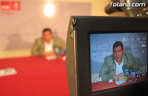 EL PSOE ASEGURA QUE LAS OBRAS DE LA AVDA. JUAN CARLOS I SON LA PRUEBA FEHACIENTE  DE LA INCOMPETENCIA Y LA INCAPACIDAD  DEL DESGOBIERNO MUNICIPAL DEL P.P., Foto 1