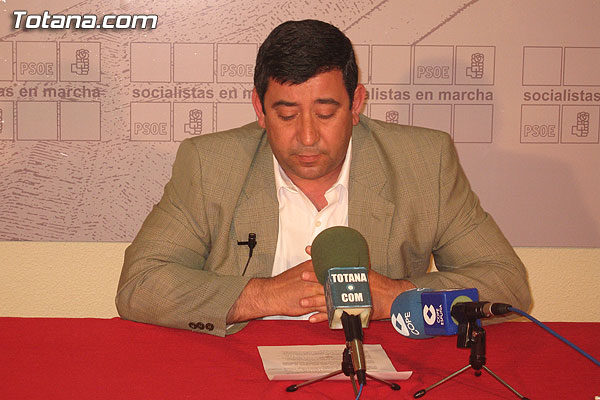 EL PSOE ASEGURA QUE LAS OBRAS DE LA AVDA. JUAN CARLOS I SON LA PRUEBA FEHACIENTE  DE LA INCOMPETENCIA Y LA INCAPACIDAD  DEL DESGOBIERNO MUNICIPAL DEL P.P., Foto 2