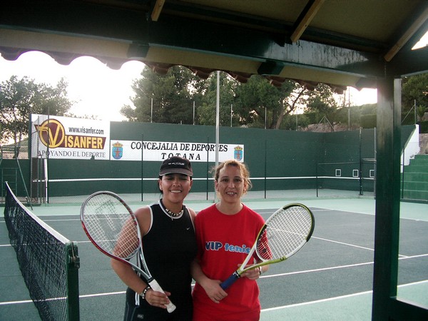 EL CLUB DE TENIS TOTANA SIGUE LÍDER INVICTO EN EL CAMPEONATO REGIONAL DE VETERANAS, Foto 1