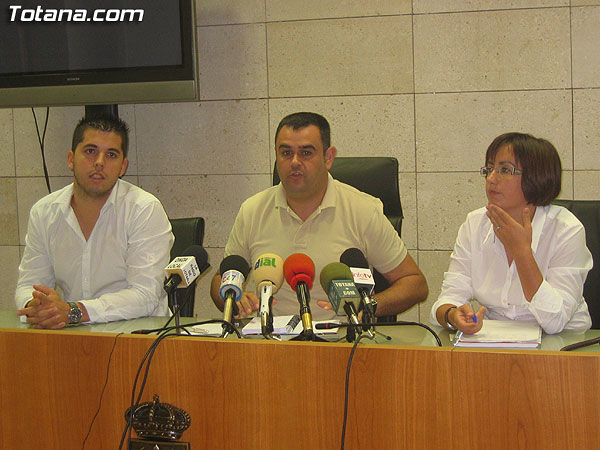 INVERTIRÁN  UN TOTAL DE 6 MILLONES DE EUROS PARA SOLVENTAR LOS PROBLEMAS DEL SUMINISTRO ELÉCTRICO EN EL MUNICIPIO DURANTE LAS PRÓXIMAS DOS DÉCADAS, Foto 1