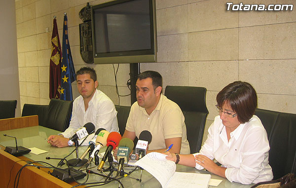 INVERTIRÁN  UN TOTAL DE 6 MILLONES DE EUROS PARA SOLVENTAR LOS PROBLEMAS DEL SUMINISTRO ELÉCTRICO EN EL MUNICIPIO DURANTE LAS PRÓXIMAS DOS DÉCADAS, Foto 2