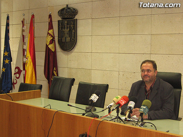 IZQUIERDA UNIDA + LOS VERDES, PROPONE QUE EL AYUNTAMIENTO DE TOTANA SE SUME AL APAGÓN, DE 5 MINUTOS, CONTRA LAS CONSECUENCIAS DEL CAMBIO CLIMÁTICO, EL 15 DE NOVIEMBRE, Foto 1