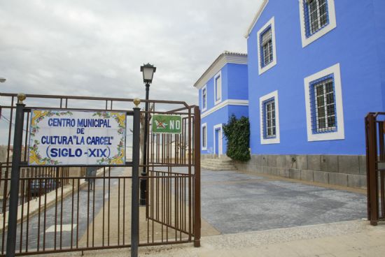 LA CONCEJALÍA DE SERVICIO AL CIUDADANO ORGANIZA UNOS TALLERES DE DESARROLLO PERSONAL Y PARTICIPACIÓN EN EL CENTRO SOCIOCULTURAL “LA CÁRCEL” PARA MUJERES   , Foto 1