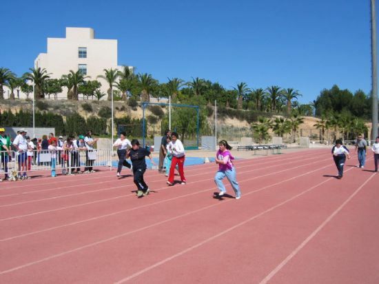 ALUMNOS DEL CENTRO OCUPACIONAL “JOSE MOYA” PARTICIPAN, CON BUENOS RESULTADOS, EN PRUEBAS DE ATLETISMO DE LOS JUEGOS REGIONALES ESPECIALES, Foto 1