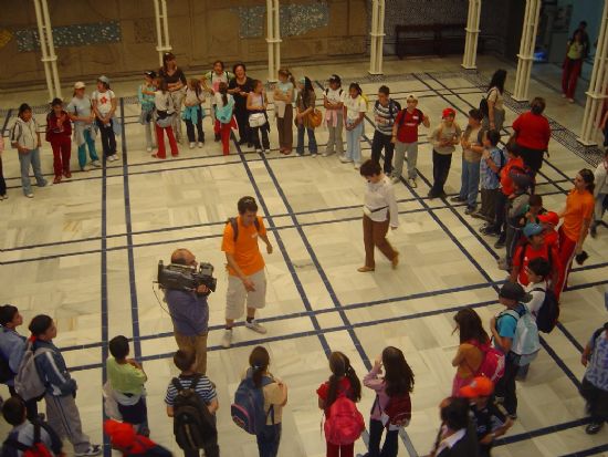 80 ALUMNOS COLEGIO PÚBLICO LA CRUZ VISITAN LA ASAMBLEA REGIONAL DENTRO PROGRAMAS VISITAS GUIADAS AL PARLAMENTO AUTONÓMICO, Foto 2