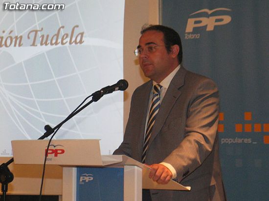 EL CANDIDATO DEL PP PRESENTA AL TEJIDO EMPRESARIAL SUS PROPUESTAS PROGRAMÁTICAS EN UN ACTO ANTE MÁS DE 150 EMPRESARIOS DE TOTANA, Foto 1