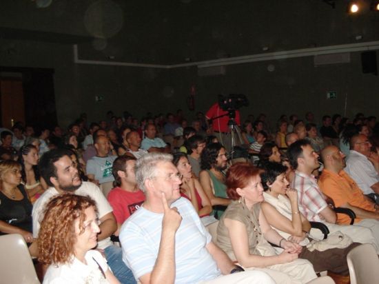 EL TEATRO DEL CENTRO CULTURAL “LA CARCEL” DE TOTANA SE LLENÓ PARA DISFRUTAR CON LA REPRESENTACIÓN DEL “MASTER DE CÁI”, PATROCINADA POR EL CENTRO CULTURAL Y OBRERO, Foto 2