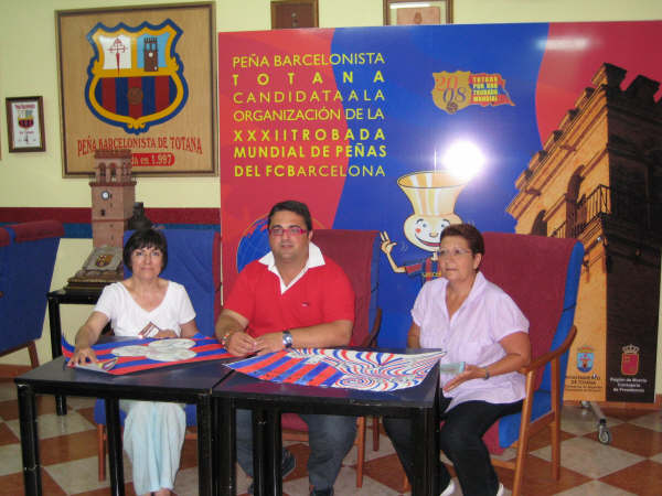 LA PEÑA BARCELONISTA TOTANA FIRMA UN CONVENIO DE COLABORACION CON LA ASOCIACION CULTURAL DE PINTORES CONTRASTE, Foto 1
