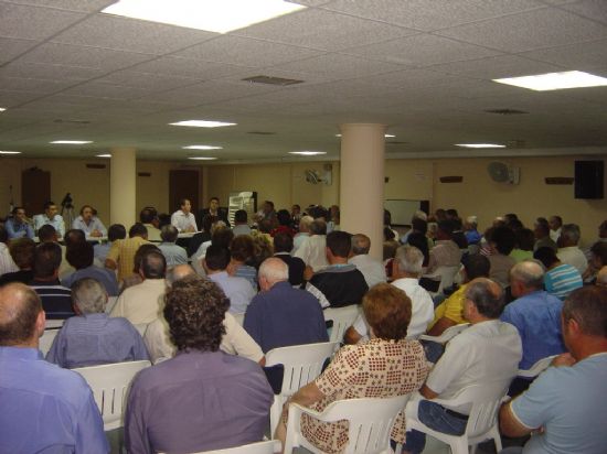 MÁS DE UN CENTENAR DE AFECTADOS EXPROPIACIONES AUTOVÍA TOTANA-MAZARRÓN PARTICIPAN ASAMBLEA CONOCER ESTADO PROYECTO Y PROPUESTA COMPENSACIÓN URBANÍSTICA MUNICIPAL   , Foto 1