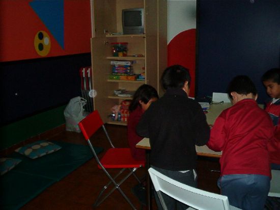 EL PROYECTO “ENLACE”, QUE SE PONE EN MARCHA COMO UNA EXPERIENCIA PILOTO EN LA LOCALIDAD, OFRECE ATENCIÓN A LOS NIÑOS Y NIÑAS CUYOS PADRES EMPIEZAN A TRABAJAR ANTES DE LAS NUEVE DE LA MAÑANA, Foto 7