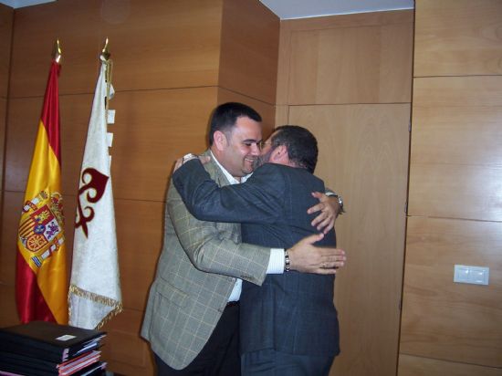 EL AYUNTAMIENTO Y LA DIRECCIÓN GENERAL DE ARTESANÍA PRESENTAN EL “PROGRAMA DE AYUDAS PARA EL 2008”, DIRIGIDO A LOS ARTESANOS DE LA LOCALIDAD, CON EL FIN DE FOMENTAR ESTE SECTOR, Foto 3