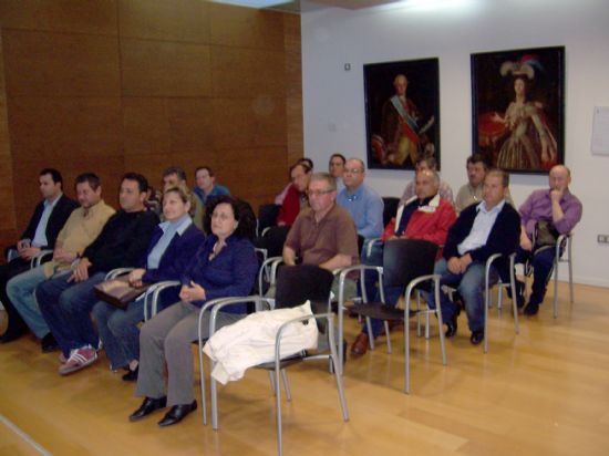 EL AYUNTAMIENTO Y LA DIRECCIÓN GENERAL DE ARTESANÍA PRESENTAN EL “PROGRAMA DE AYUDAS PARA EL 2008”, DIRIGIDO A LOS ARTESANOS DE LA LOCALIDAD, CON EL FIN DE FOMENTAR ESTE SECTOR, Foto 5