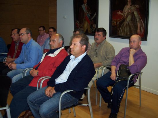 EL AYUNTAMIENTO Y LA DIRECCIÓN GENERAL DE ARTESANÍA PRESENTAN EL “PROGRAMA DE AYUDAS PARA EL 2008”, DIRIGIDO A LOS ARTESANOS DE LA LOCALIDAD, CON EL FIN DE FOMENTAR ESTE SECTOR, Foto 6