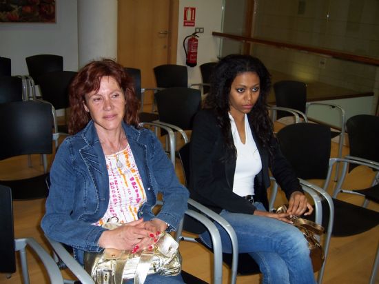 EL AYUNTAMIENTO Y LA DIRECCIÓN GENERAL DE ARTESANÍA PRESENTAN EL “PROGRAMA DE AYUDAS PARA EL 2008”, DIRIGIDO A LOS ARTESANOS DE LA LOCALIDAD, CON EL FIN DE FOMENTAR ESTE SECTOR, Foto 7